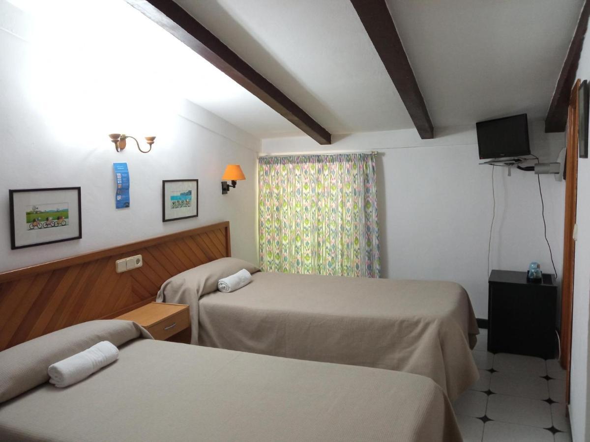 Hostal Ca'N Tiu Alaró Extérieur photo