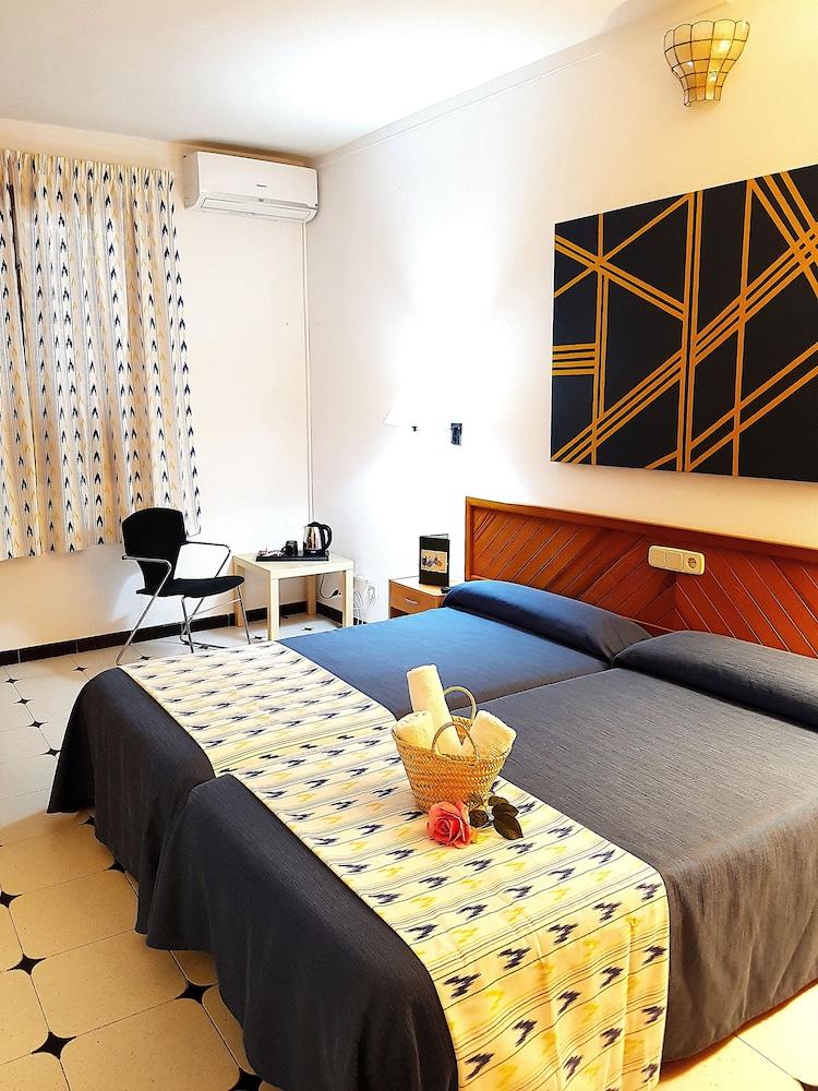 Hostal Ca'N Tiu Alaró Extérieur photo